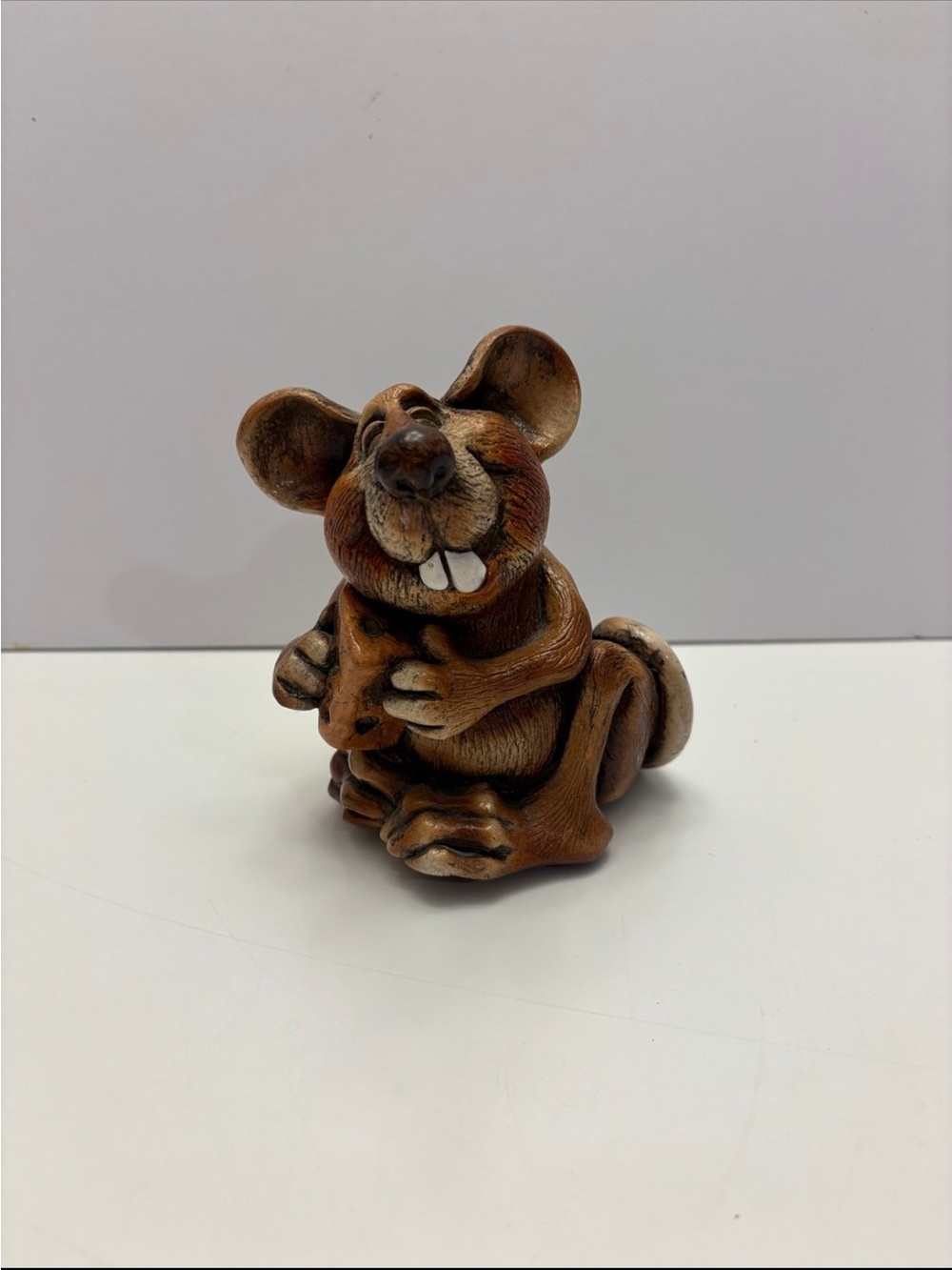 VINTAGE 1985 John Raya BEASTIES OF THE KINGDOM Rat with cheese Figurine decor